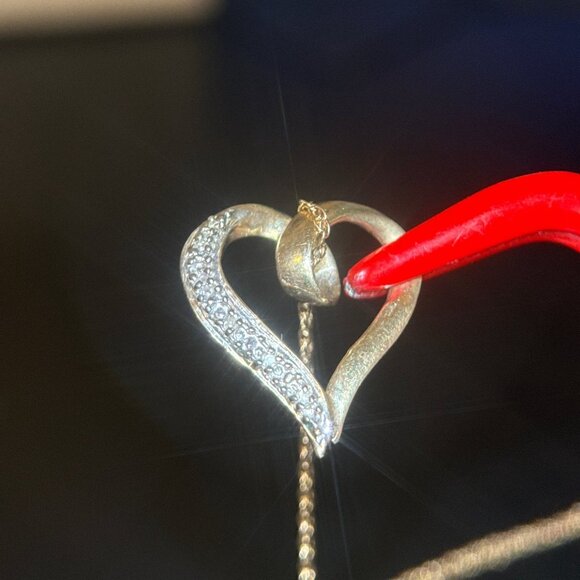 14k/10K Diamond Heart Necklace - Picture 4 of 7
